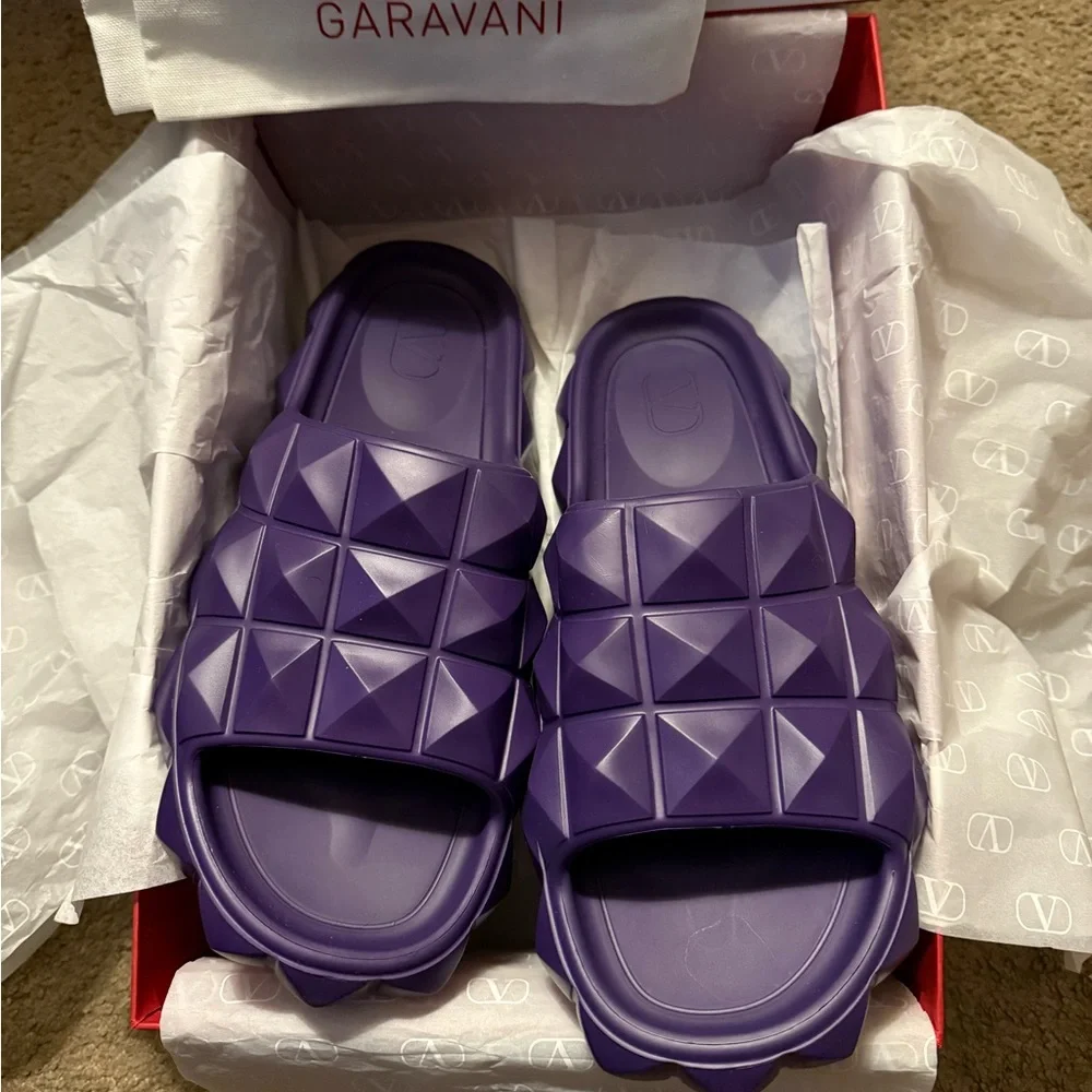 Valentino Roman Rockstud Slides Size 12 NWT - Picture 3 of 6